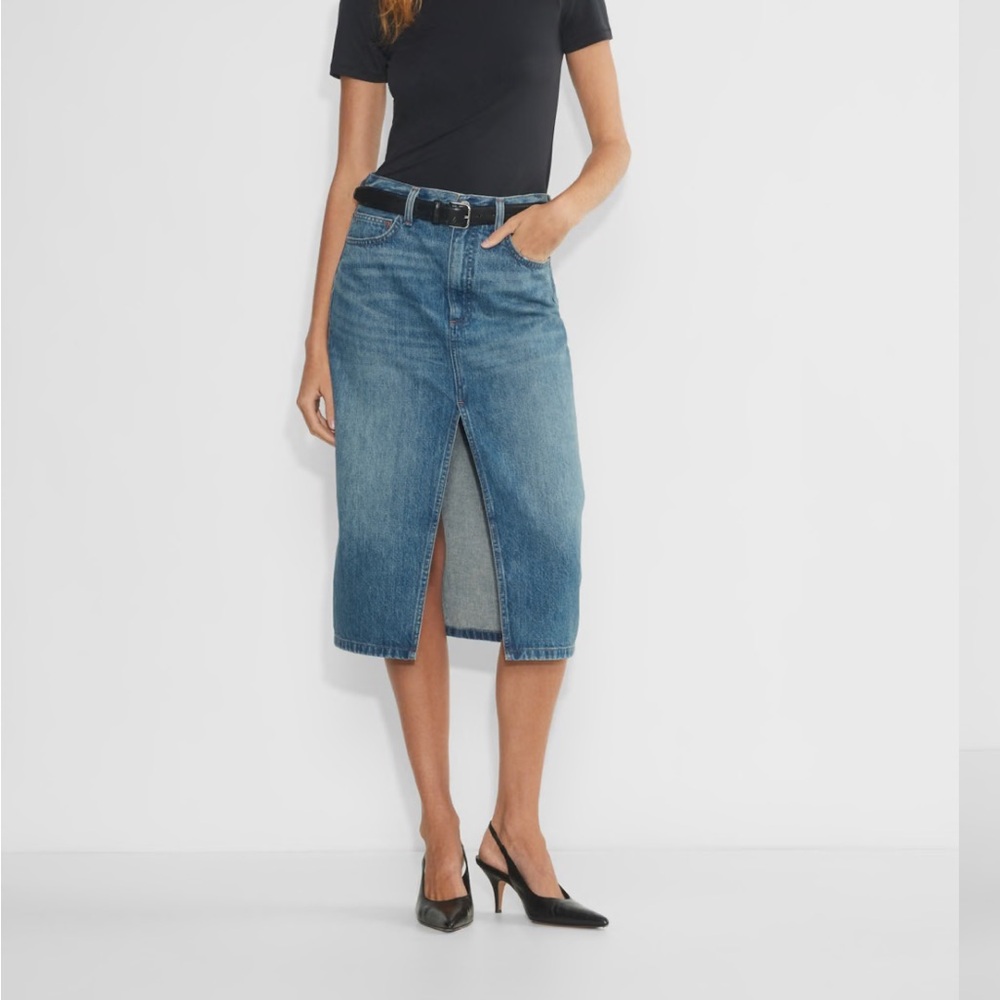 Denim forum skirt